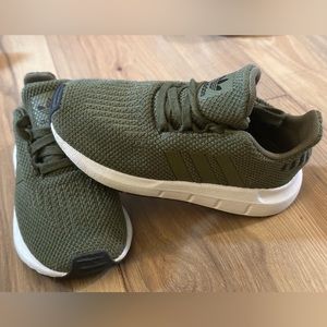 Kid’s Adidas Shoes, Size 9c